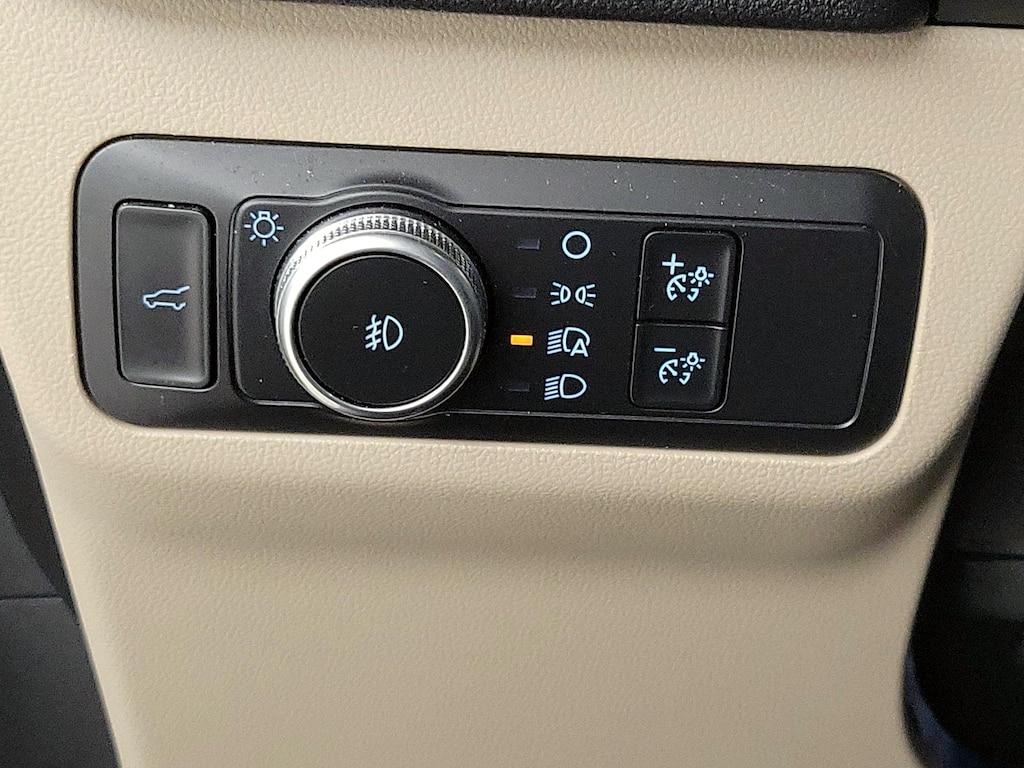 used 2020 Ford Escape car, priced at $24,998