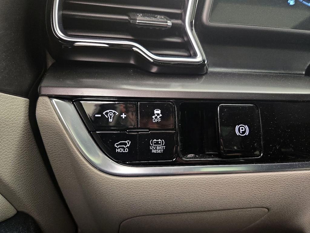 used 2023 Kia Sportage Hybrid car, priced at $27,998