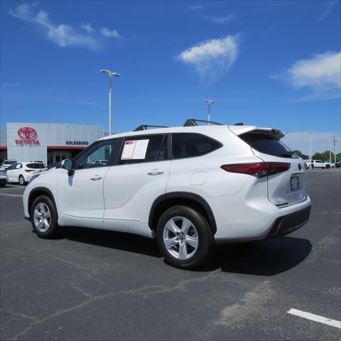 used 2023 Toyota Highlander car, priced at $31,880