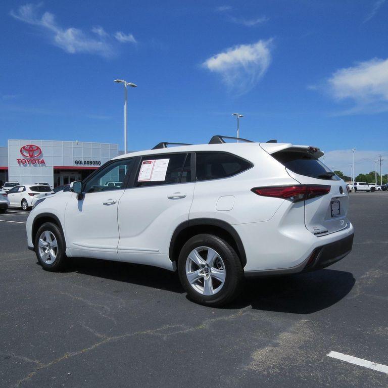 used 2023 Toyota Highlander car, priced at $30,238