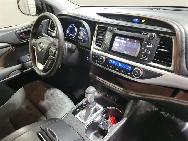 used 2019 Toyota Highlander Hybrid car