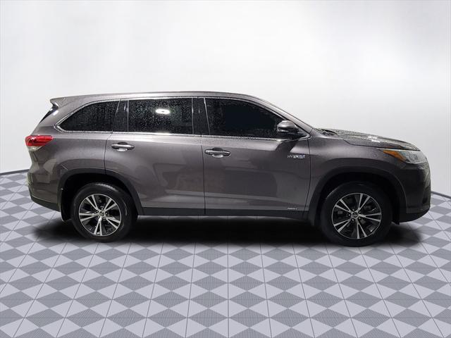 used 2019 Toyota Highlander Hybrid car