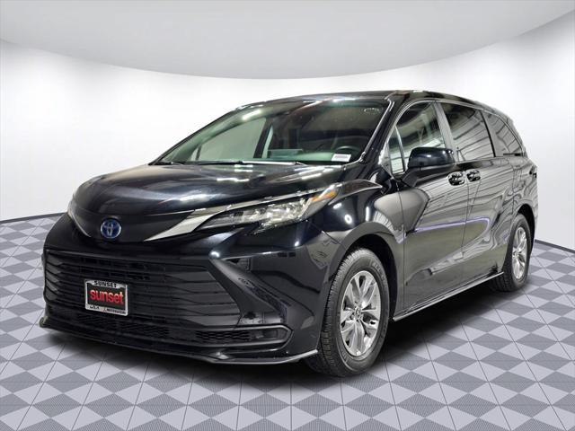 used 2022 Toyota Sienna car, priced at $42,699