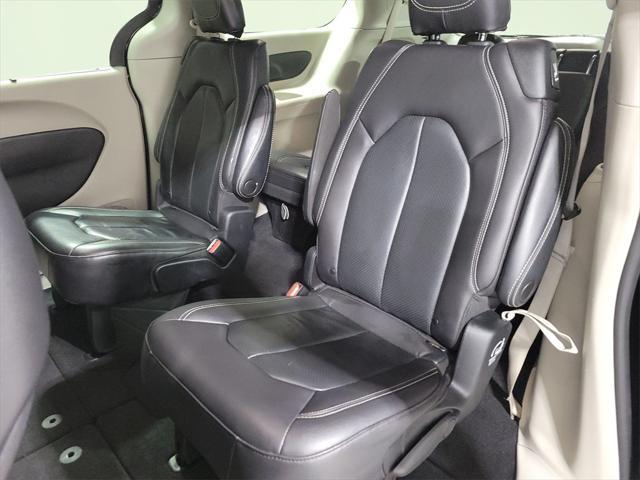 used 2022 Chrysler Pacifica car