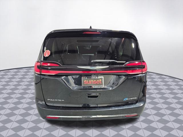 used 2022 Chrysler Pacifica Hybrid car, priced at $29,999