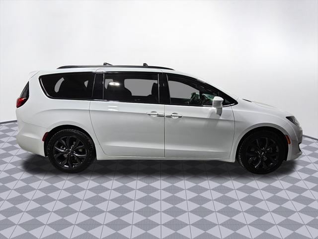 used 2020 Chrysler Pacifica car