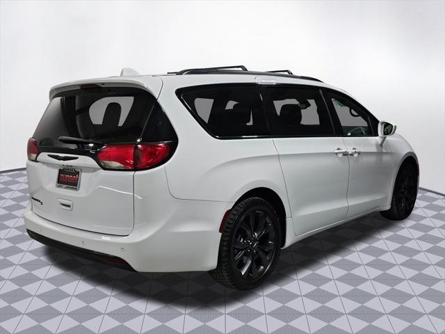 used 2020 Chrysler Pacifica car
