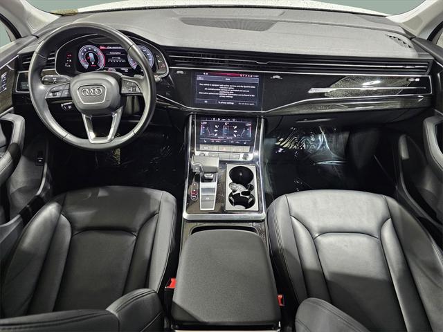 used 2023 Audi Q7 car