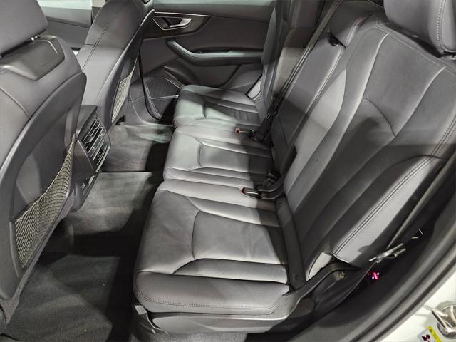 used 2023 Audi Q7 car
