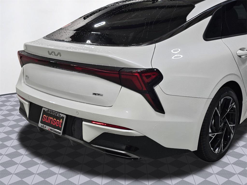 used 2025 Kia K5 car