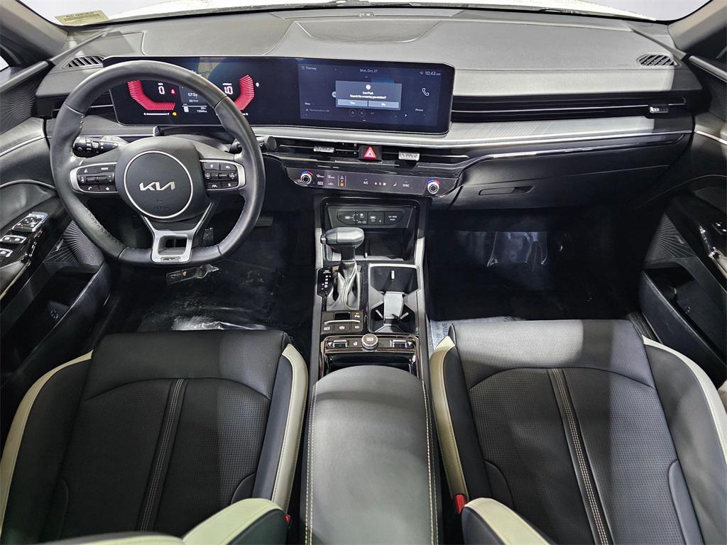 used 2025 Kia K5 car