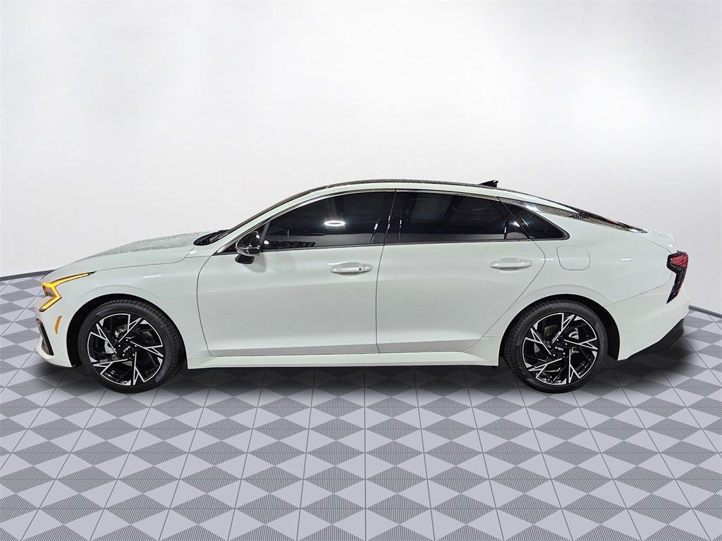 used 2025 Kia K5 car