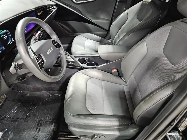 used 2024 Kia Niro car