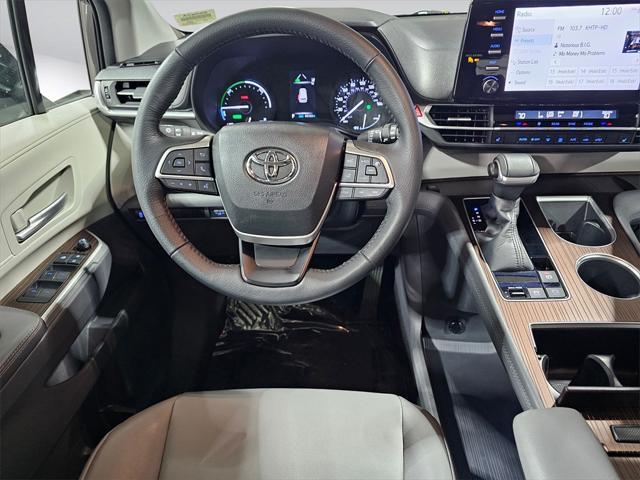 used 2022 Toyota Sienna car