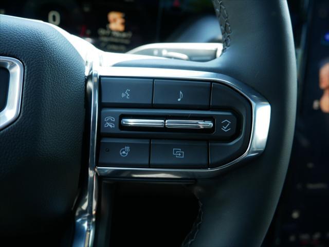 used 2025 GMC Yukon XL car, priced at $89,499