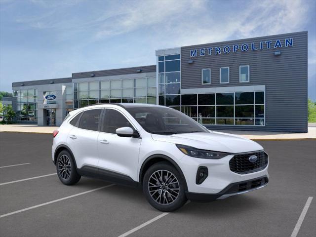 new 2025 Ford Escape PHEV car, priced at $39,047