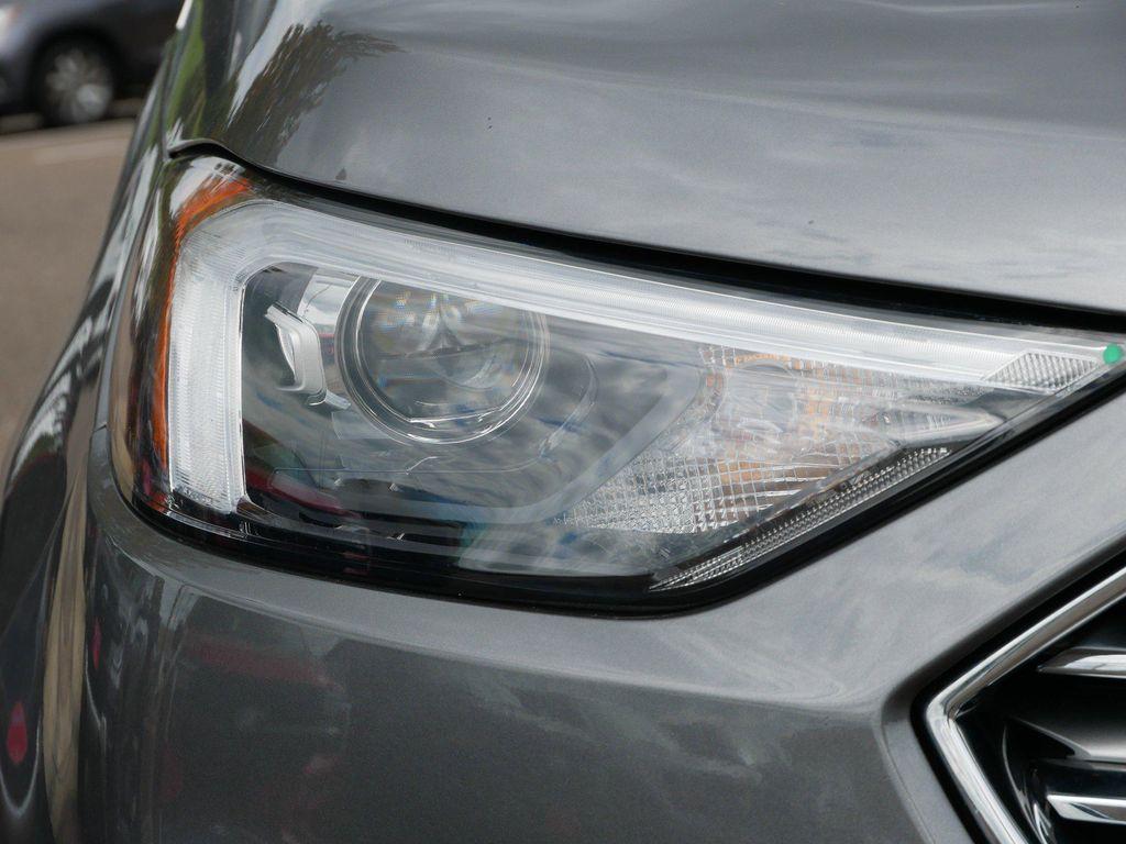 used 2022 Ford Edge car, priced at $30,999