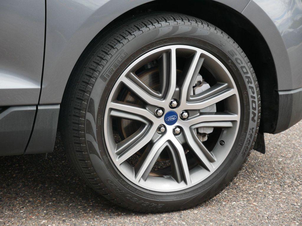 used 2022 Ford Edge car, priced at $30,999