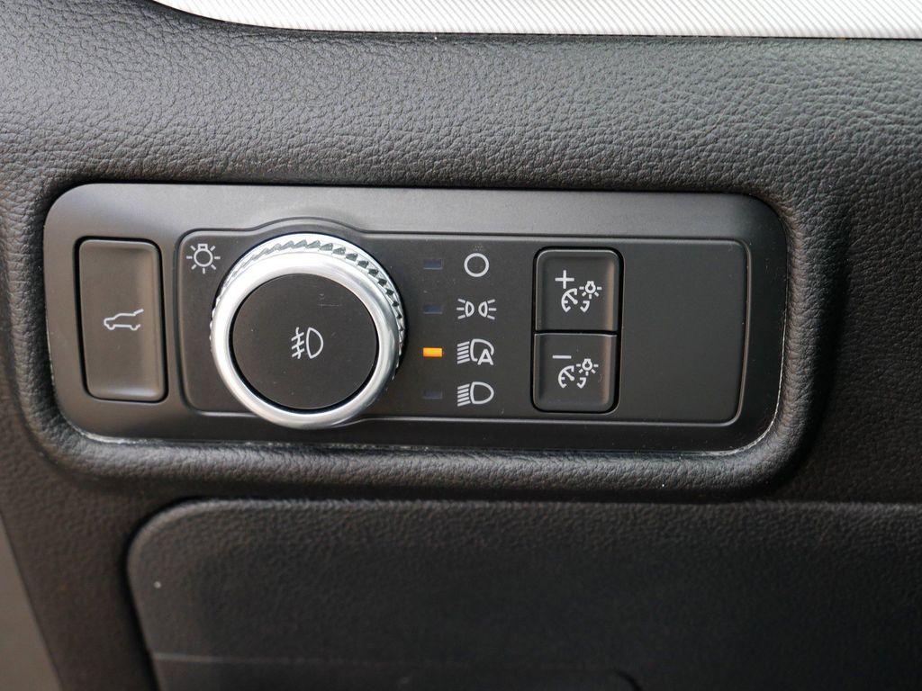used 2021 Ford Explorer car, priced at $29,998