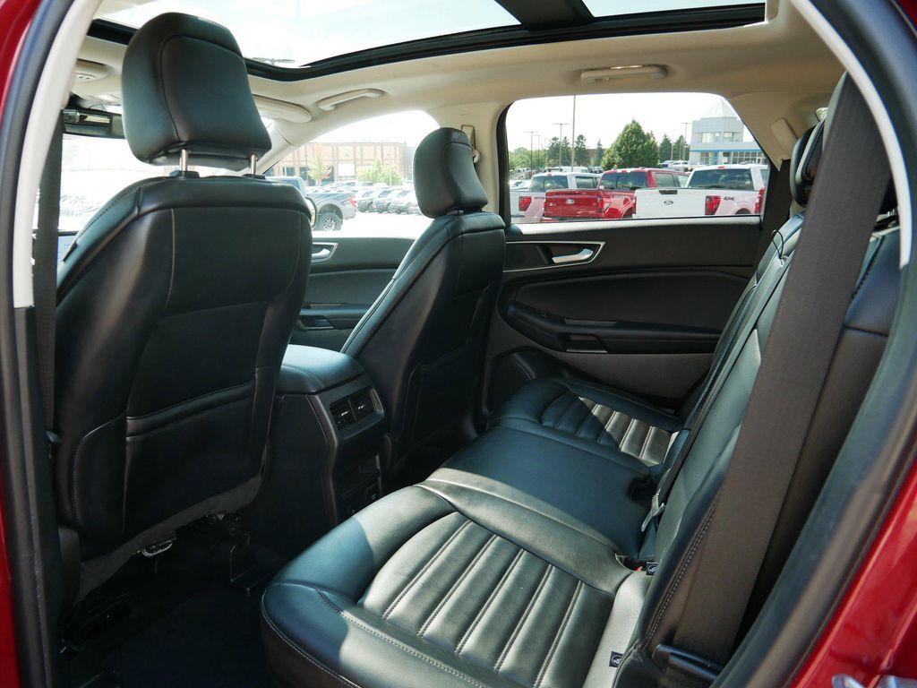used 2023 Ford Edge car, priced at $29,599