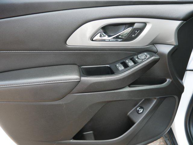 used 2023 Chevrolet Traverse car, priced at $26,999
