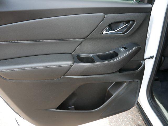 used 2023 Chevrolet Traverse car, priced at $26,999
