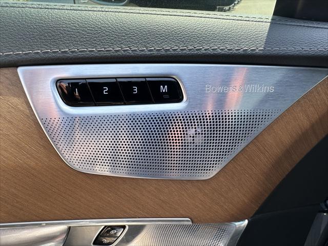 used 2019 Volvo XC90 car, priced at $25,999