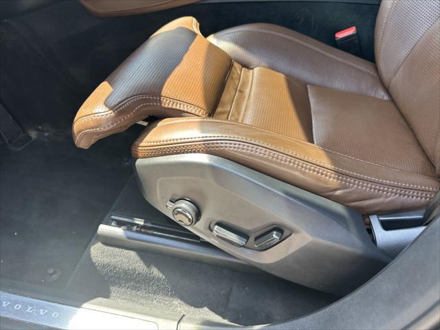 used 2019 Volvo XC90 car, priced at $25,999