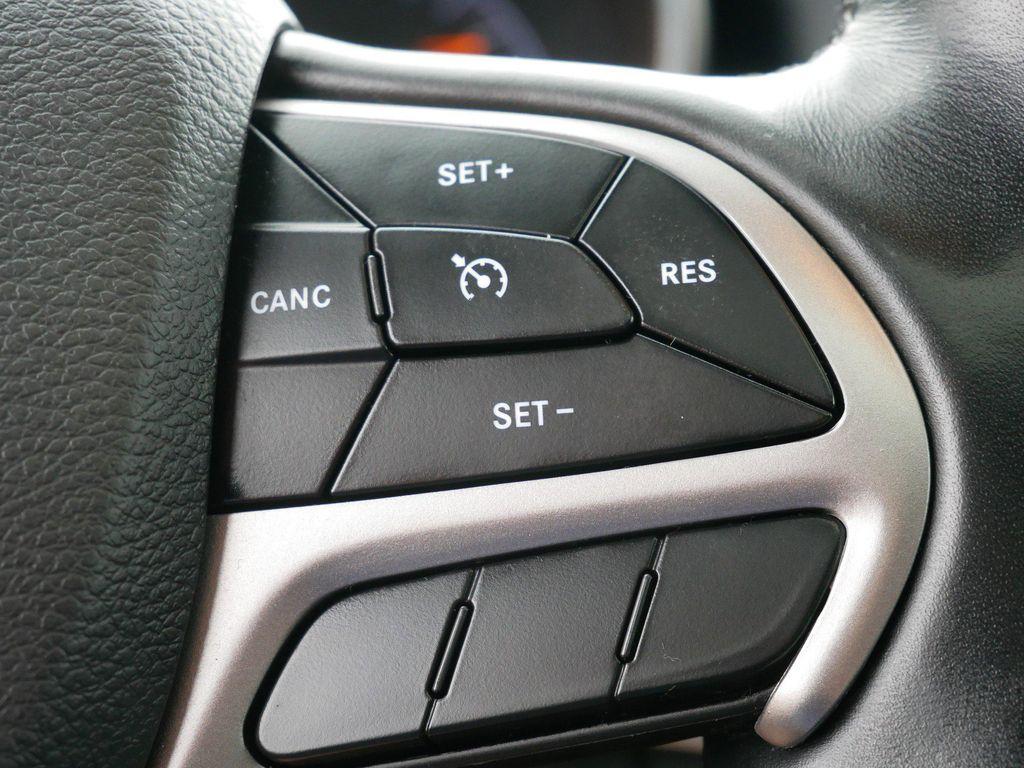 used 2021 Jeep Grand Cherokee car, priced at $24,799