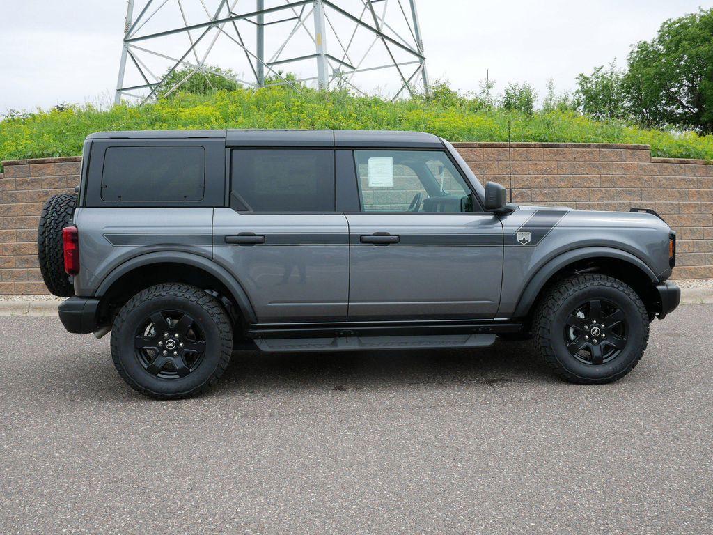 new 2025 Ford Bronco car, priced at $50,628