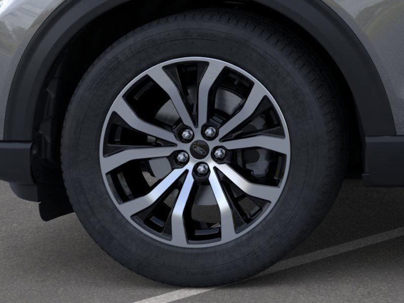 new 2025 Ford Explorer car, priced at $48,923