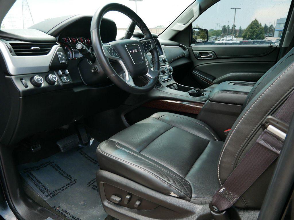 used 2016 GMC Yukon XL car, priced at $19,999