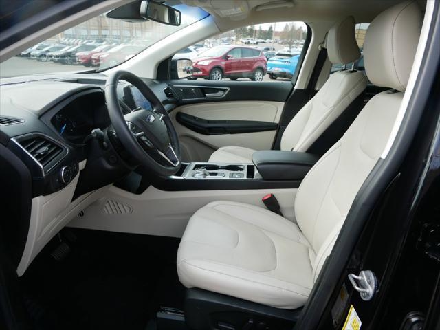 used 2022 Ford Edge car, priced at $29,999