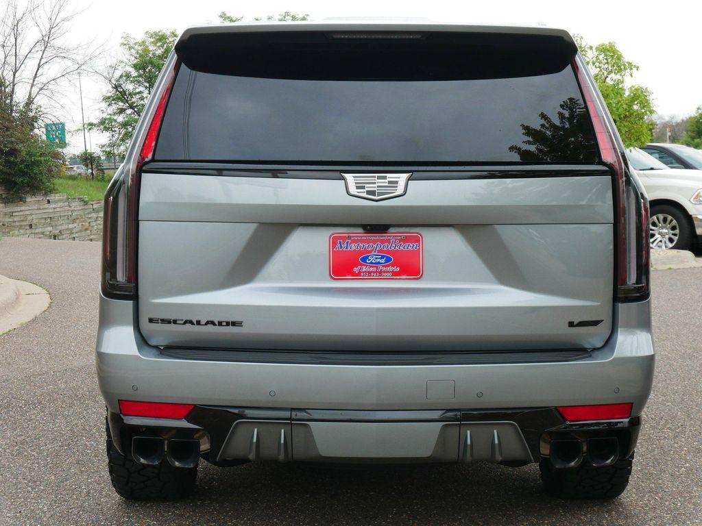 used 2024 Cadillac Escalade car, priced at $130,999