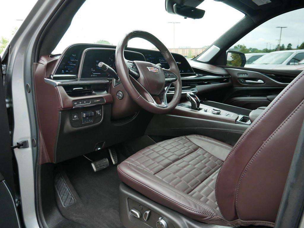 used 2024 Cadillac Escalade car, priced at $130,999
