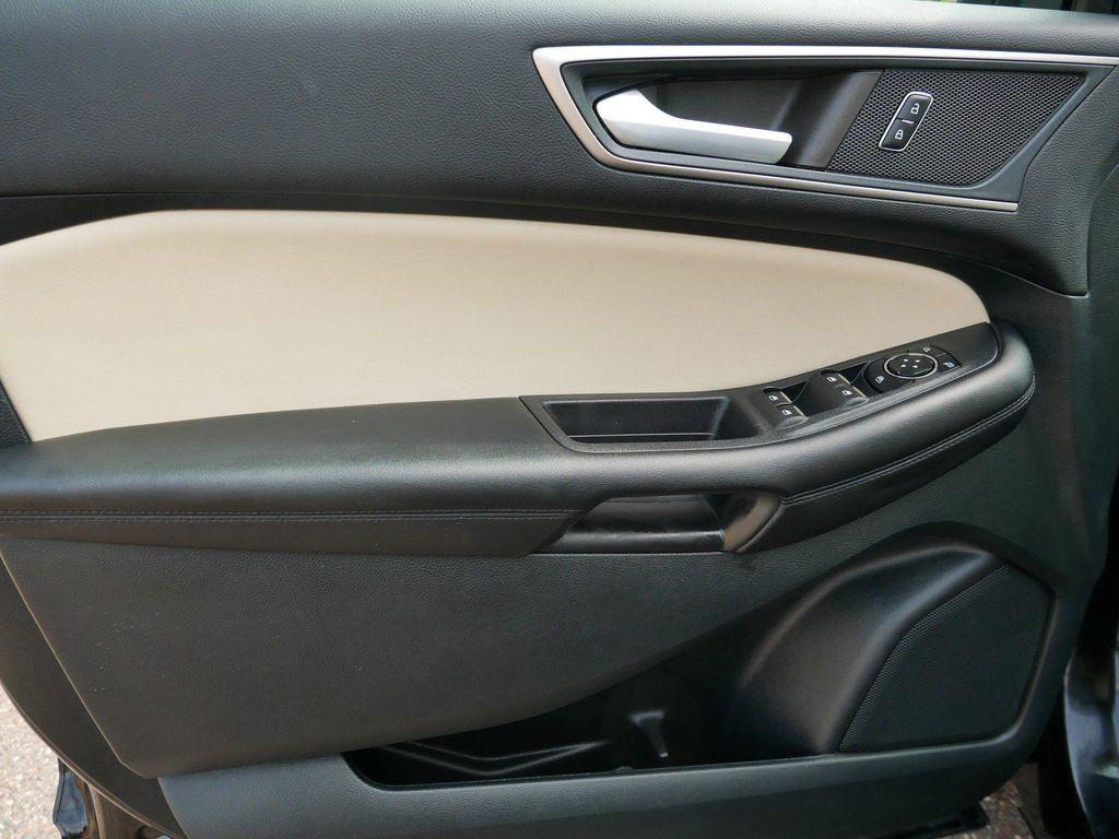 used 2023 Ford Edge car, priced at $29,799