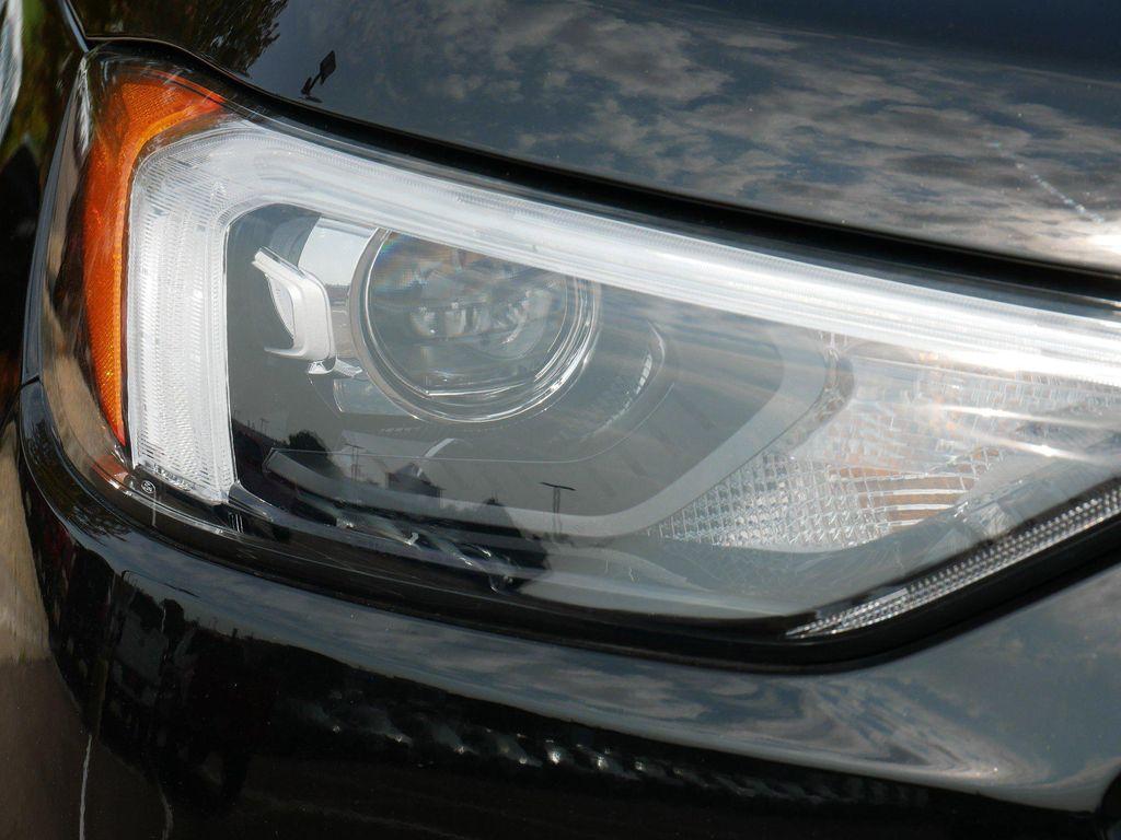 used 2023 Ford Edge car, priced at $29,799