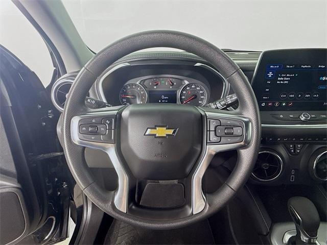 new 2025 Chevrolet Blazer car, priced at $39,980