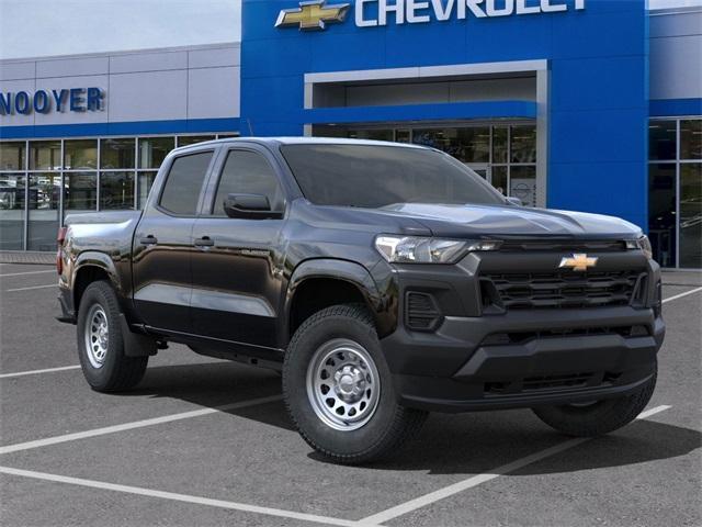 new 2024 Chevrolet Colorado car, priced at $38,400