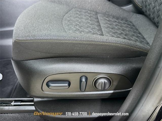 used 2022 Chevrolet Equinox car, priced at $22,221