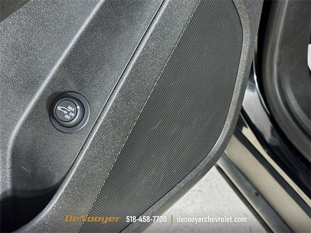 used 2022 Chevrolet Equinox car, priced at $22,255