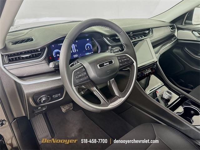 used 2023 Jeep Grand Cherokee car, priced at $29,762