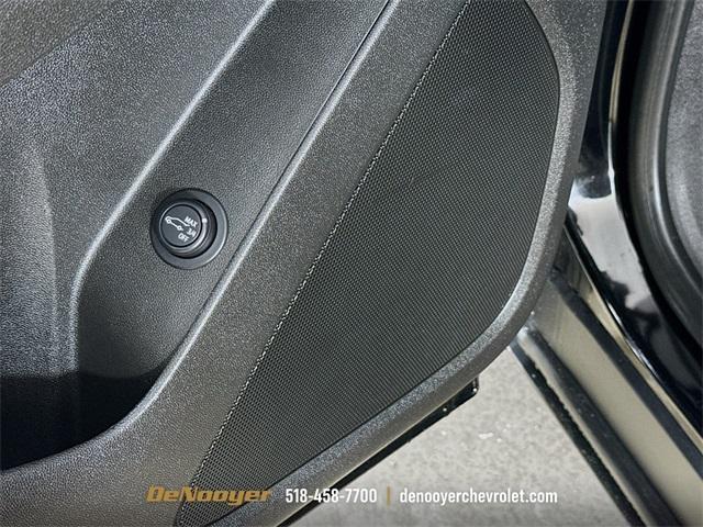 used 2023 Chevrolet Equinox car, priced at $24,354