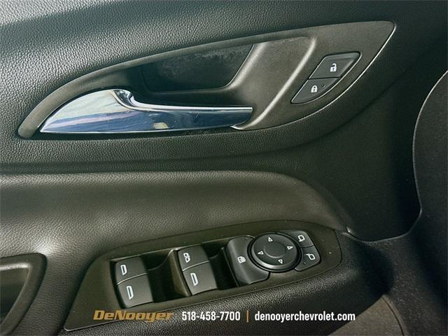 used 2022 Chevrolet Equinox car, priced at $25,595