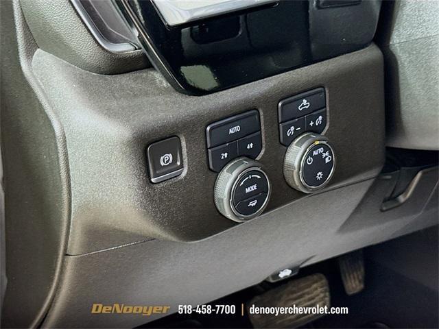 used 2022 Chevrolet Silverado 1500 car, priced at $32,518