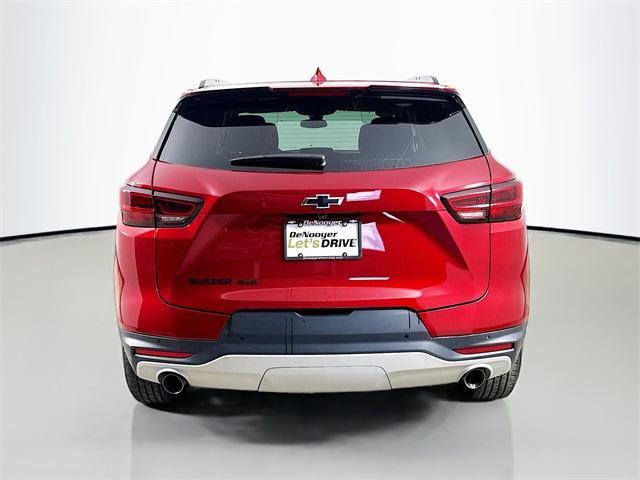 new 2025 Chevrolet Blazer car, priced at $34,175