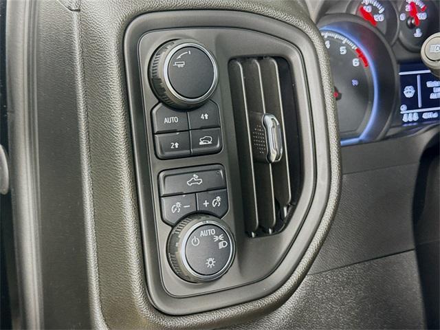 new 2024 Chevrolet Silverado 1500 car, priced at $50,220