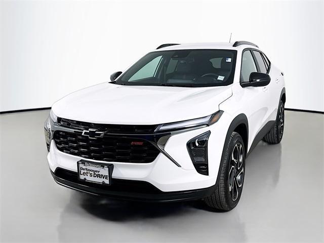 new 2025 Chevrolet Trax car, priced at $25,700