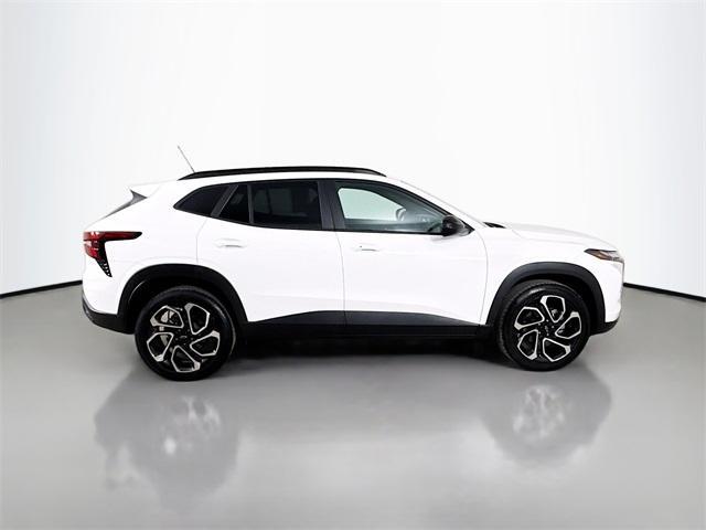 new 2025 Chevrolet Trax car, priced at $25,700