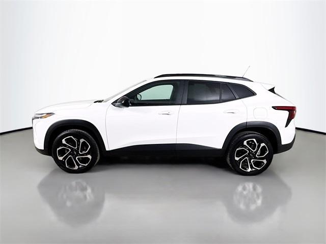 new 2025 Chevrolet Trax car, priced at $25,700